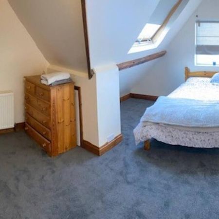 3 Double Bedroomed Flat, Acton. London, Uk Buitenkant foto